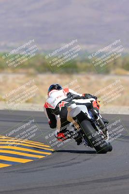 media/Oct-09-2022-SoCal Trackdays (Sun) [[95640aeeb6]]/Turn 14 Backside (1125am)/